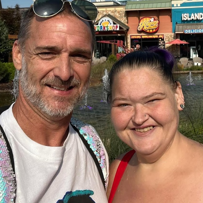 1000-Lb. Sisters' Amy Slaton Marries Brian Lovvorn on Halloween